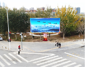 新宁户外大屏广告投放要点。