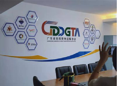 新宁公司走廊文化墙如何设计布置？